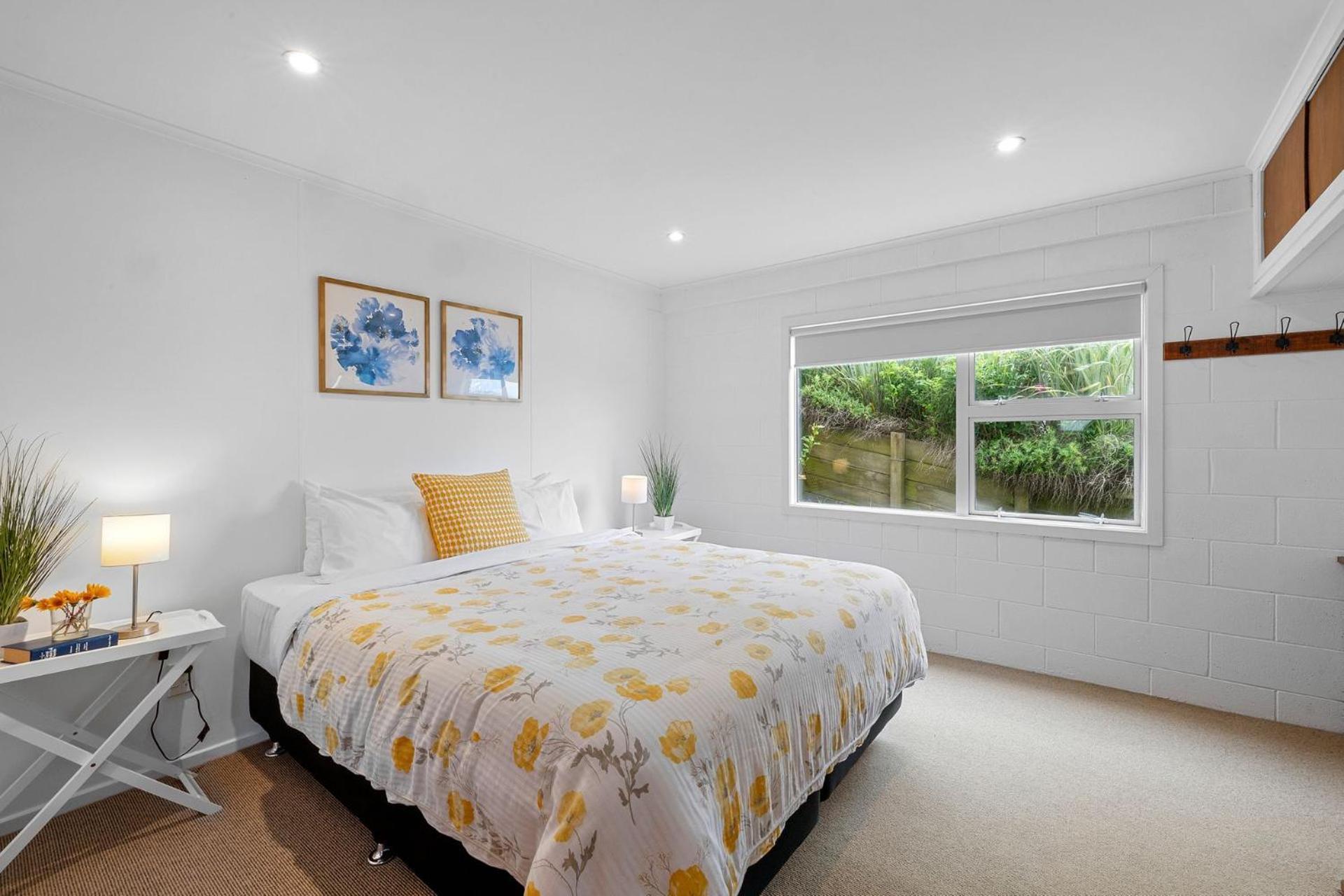 Wow On Wanaka Bay Apartment New Plymouth Bagian luar foto
